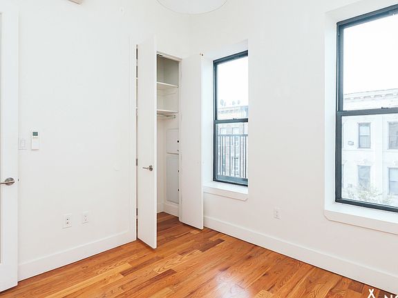 4th image of 308 Jefferson St #3A