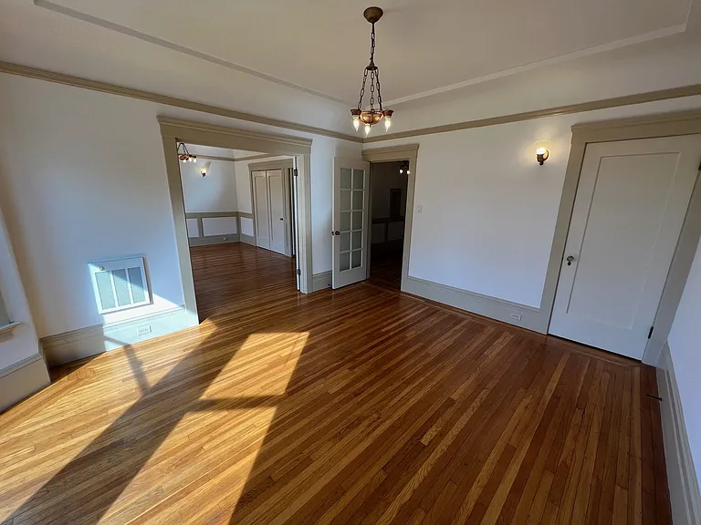 176 Julian Ave #6 — Photo 8