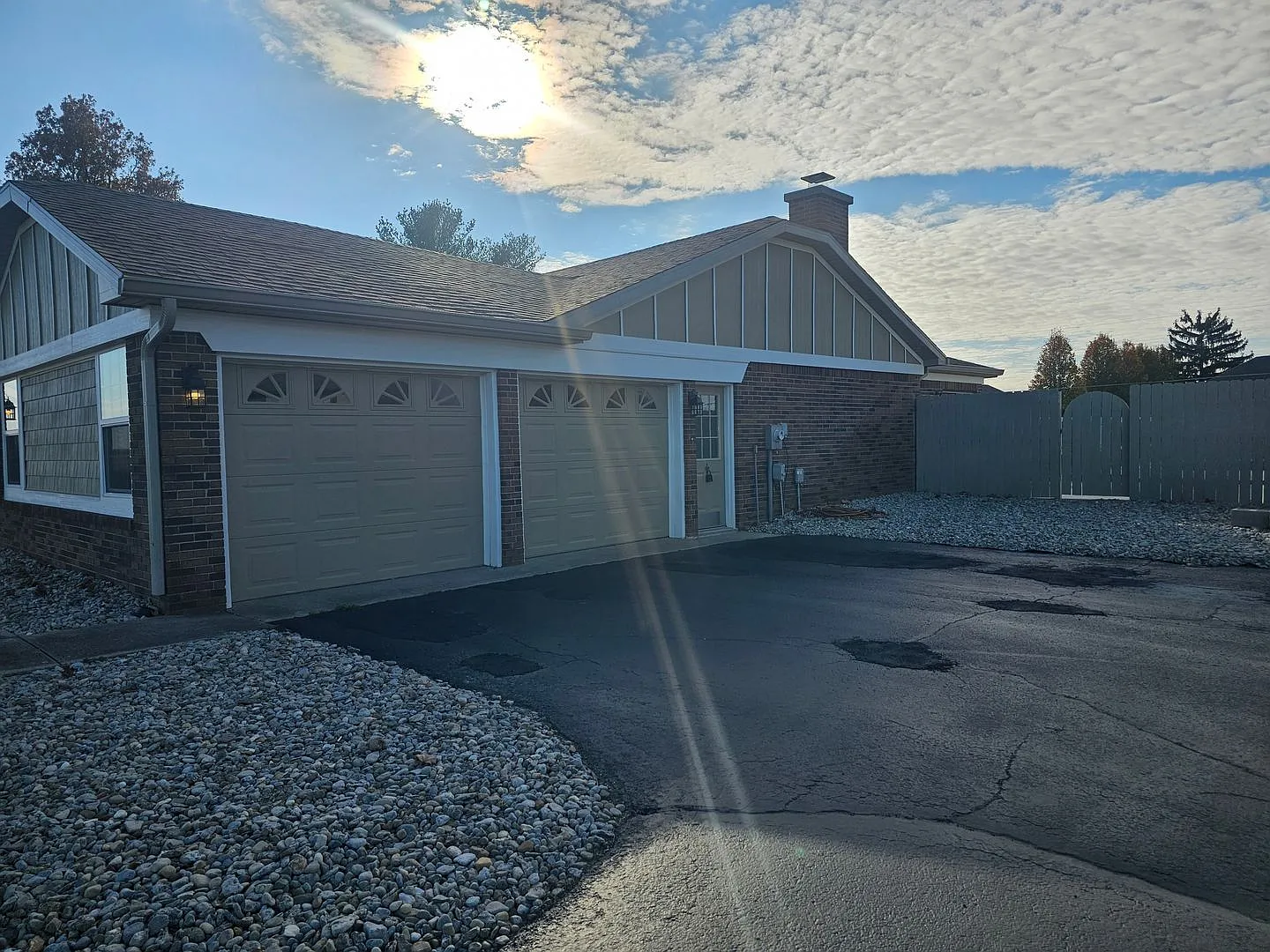 Family Friendly Home With Pool In Greensburg, IN — Photo 2