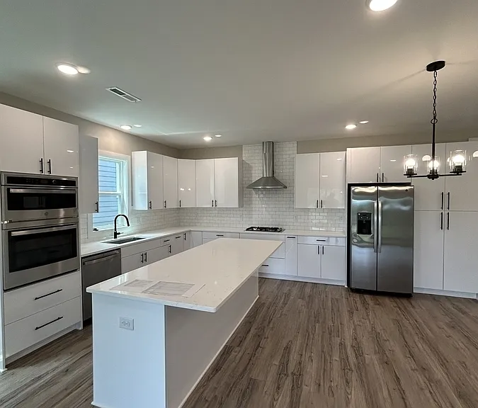 212 Summer Breeze Dr — Photo 7