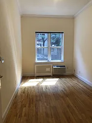 Rented by Urban Real Estate Inc