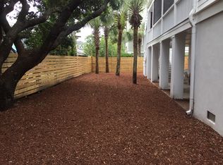 4 Palm Ct, Isle Of Palms, SC 29451