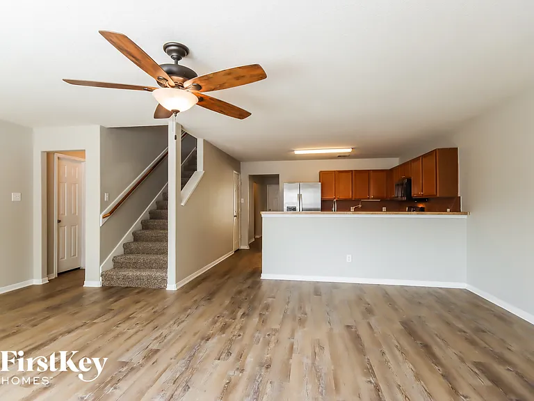 16941 Wren Hill St — Photo 4