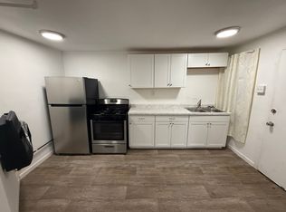 194 Main St #1R, Cohoes, NY 12047