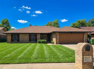 2517 W Olympic Dr, Yukon, OK 73099