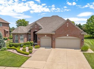 43788 Mallard Ln, Clinton Township, MI 48038