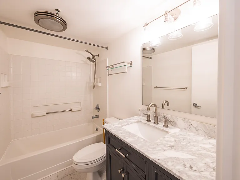 175 Bluxome St #119 — Photo 19