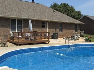 7066 Forest Hills Dr, Denver, NC 28037