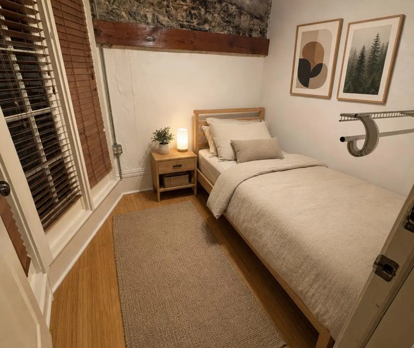 1 bed, $599 — Photo 1