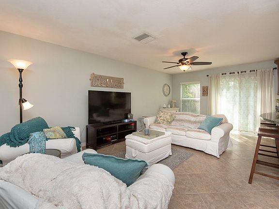 4th image of 2754 Birchcreek Dr