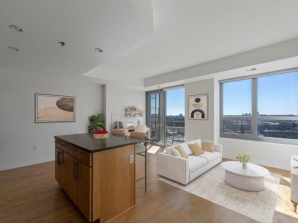 1st image of 929 Portland Ave APT 808