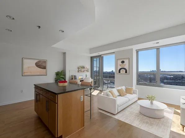 929 Portland Ave APT 808, Minneapolis, MN 55404