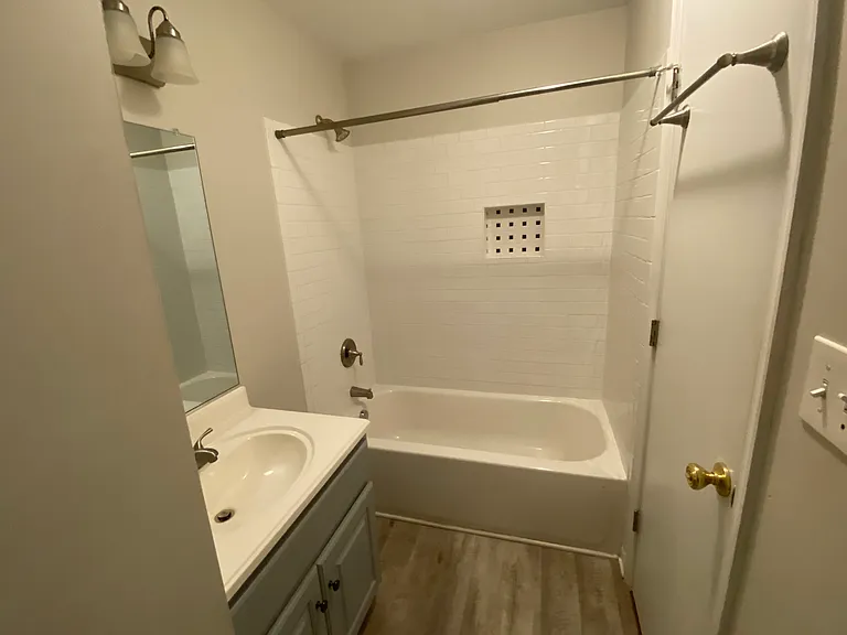 2053 Richard Ave — Photo 12