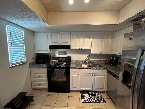 3rd image of 1505 SE Royal Green Circle #201