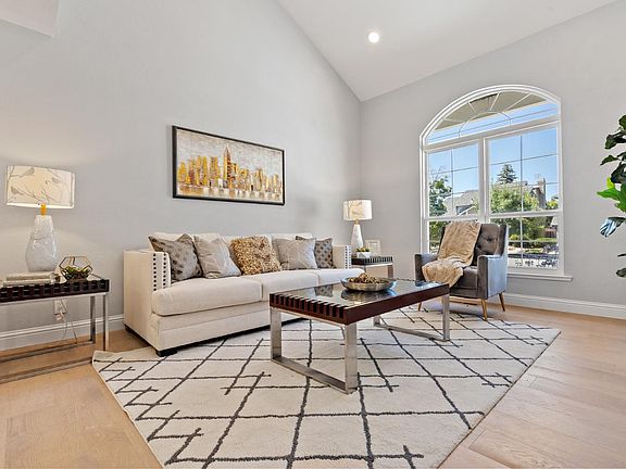 4th image of 5056 Woodbrae Ct