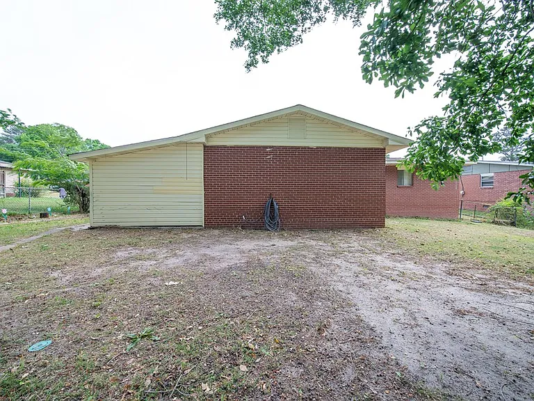 6040 Luna Dr — Photo 21