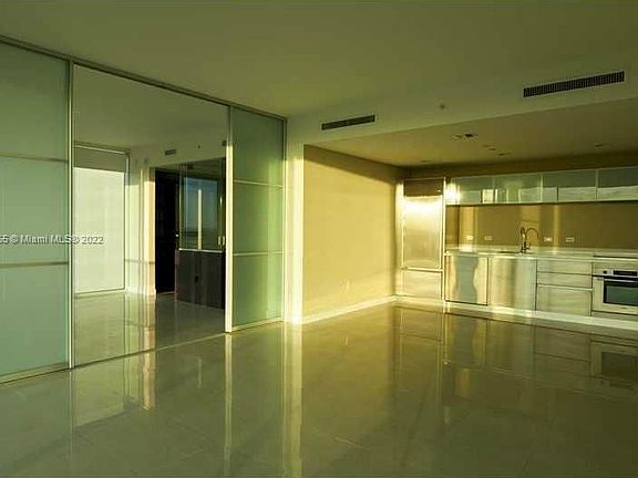 2nd image of 1040 Biscayne Blvd APT 2506