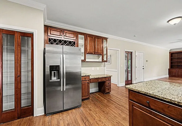 10403 Persimmon Creek Dr — Photo 14