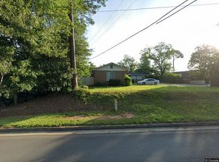 1535A Dawson Rd, Albany, GA 31707