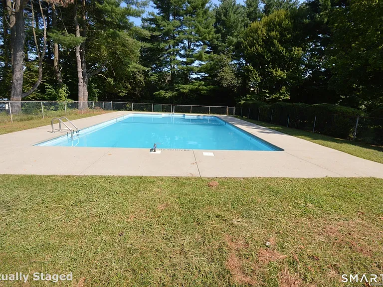 5 Grandview Dr #13D — Photo 18
