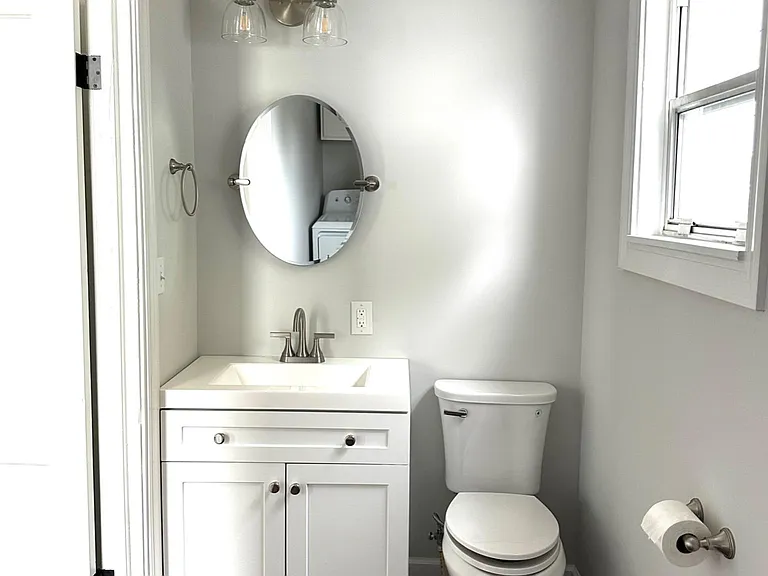 422 S Willow Rd — Photo 5