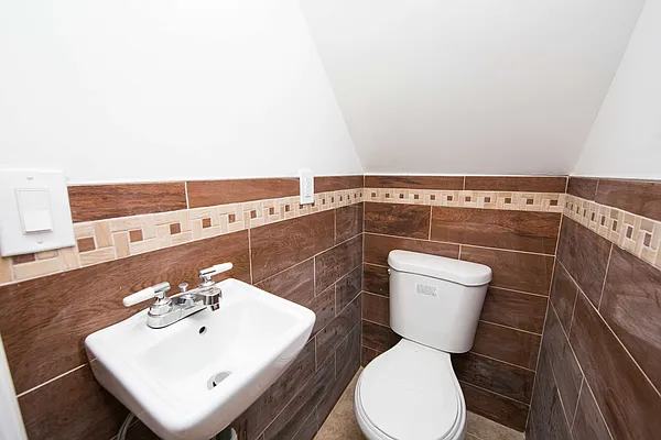 Sold by Keystone Realty USA Corp | media 12