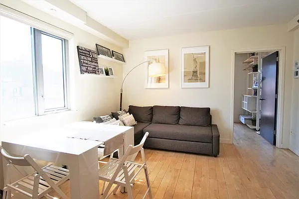 Rented by Compass | media 17