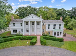 6N076 Dunham Rd, Wayne, IL 60184