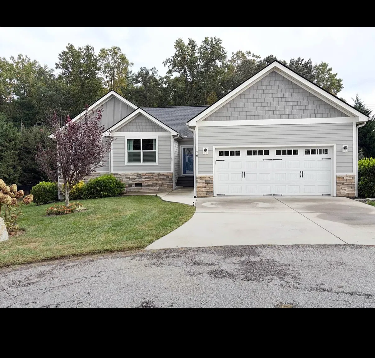 3 bed, 1817 sqft, $2,795 — Photo 1