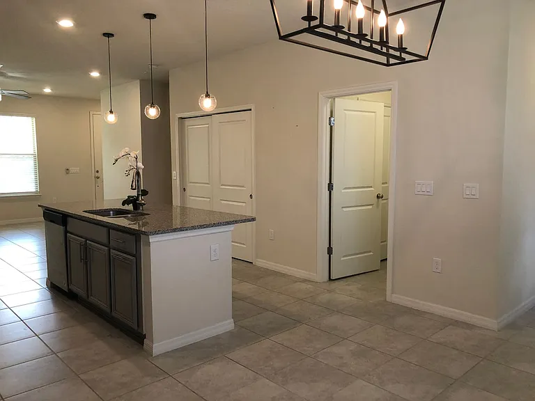 2674 Mead Ave — Photo 25