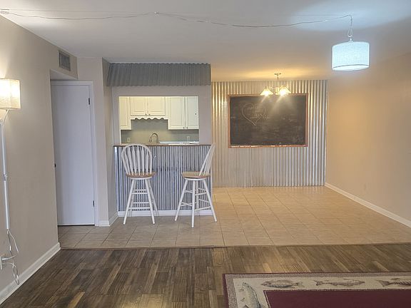 2nd image of 5709 Lyons View Pike APT 6202