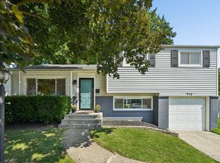 916 Bricker Blvd, Columbus, OH 43221