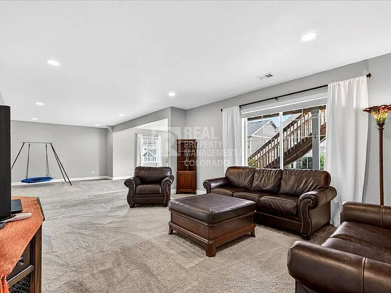 5176 Ditmars Trl — Photo 40