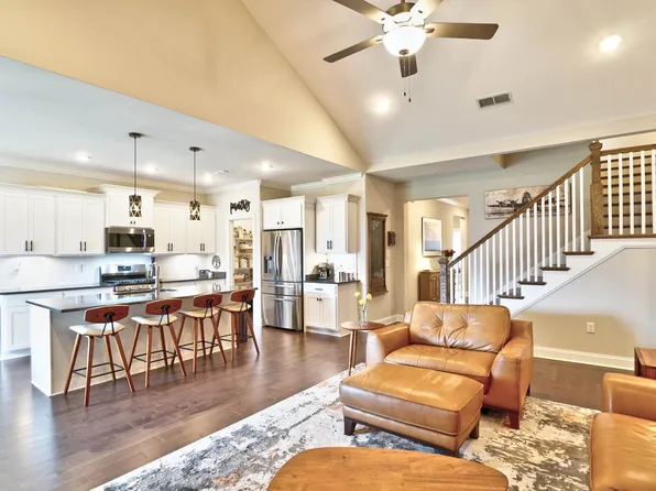 4038 Gilreath Pl, Murfreesboro, TN 37127