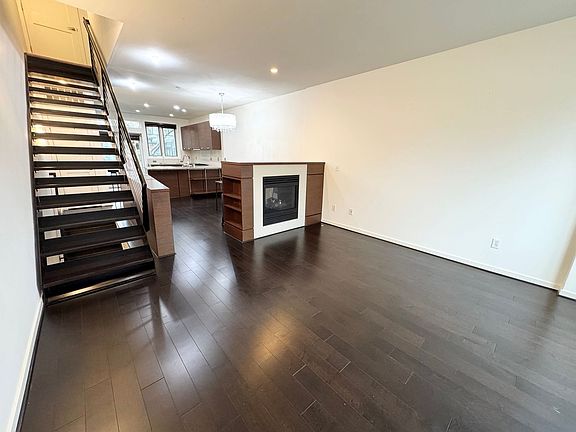 3rd image of 1200 Bellevue Way NE Unit 104