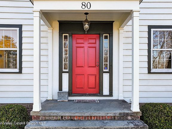 4th image of 80 Dunneman Avenue