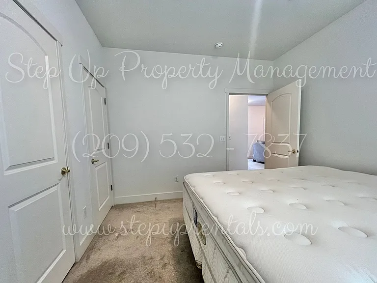 121 Pepperwood Ln — Photo 13
