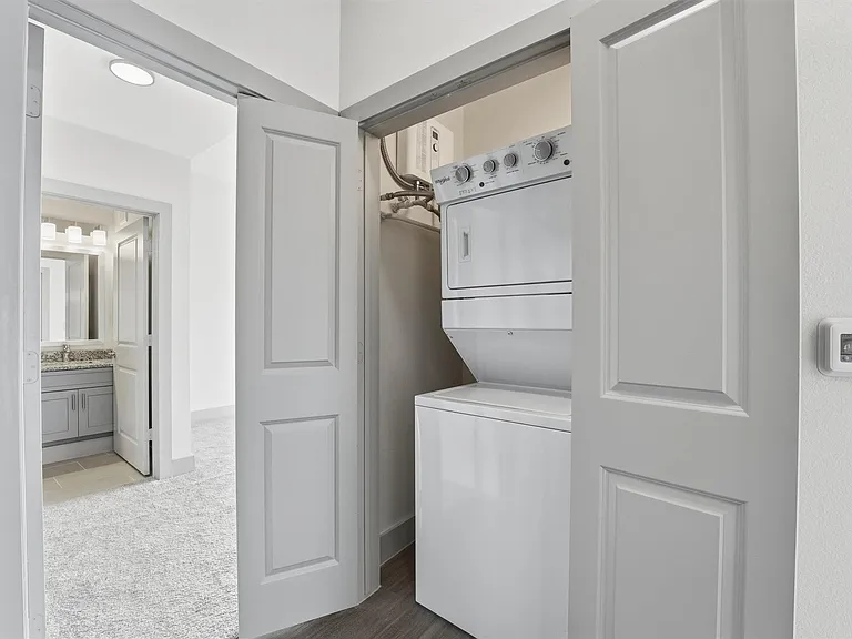 6955 Turtlewood Dr #602 — Photo 16