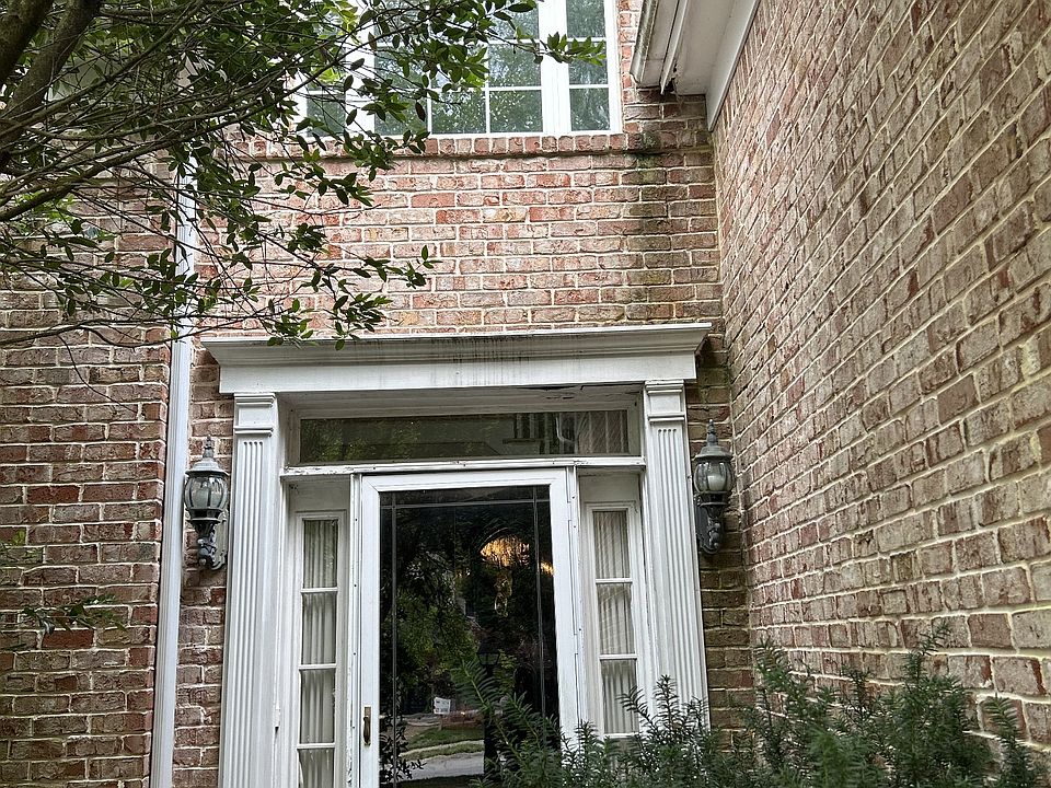 2nd image of 8069 Poplarwood Rd