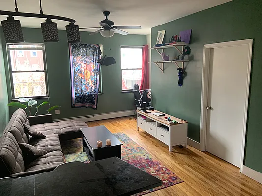 Rented by Delta Commercial Real Estate | media 3