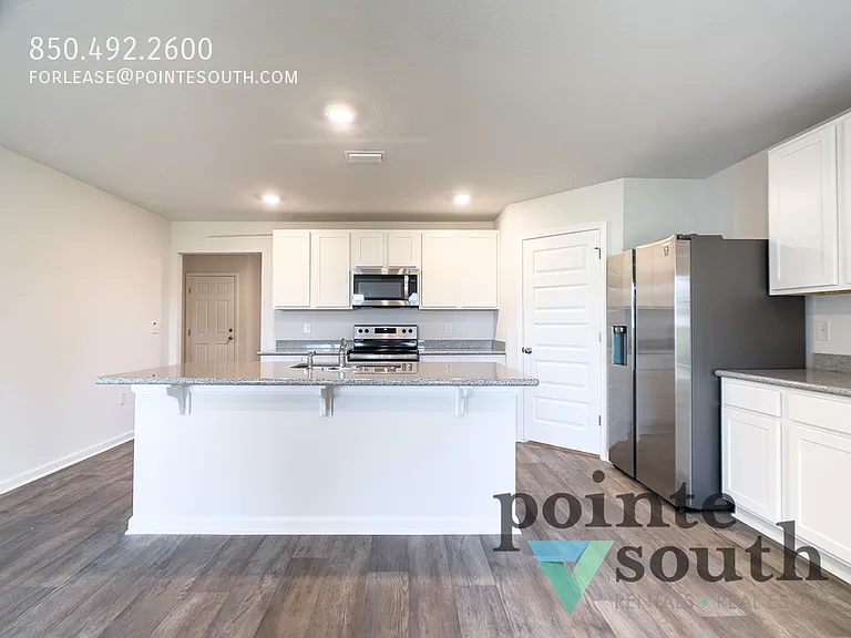 5562 Galahad Trl — Photo 8
