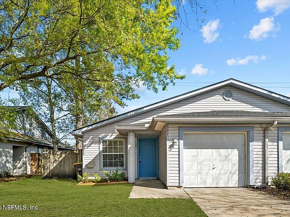 2nd image of 5037 KNIGHTSBRIDGE Circle N