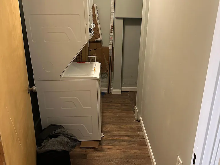 556 Main St #1 — Photo 7