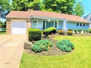 873 Sprague Rd, Seven Hills, OH 44131
