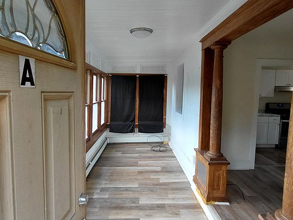 5th image of 665 Sayre Ave Unit A