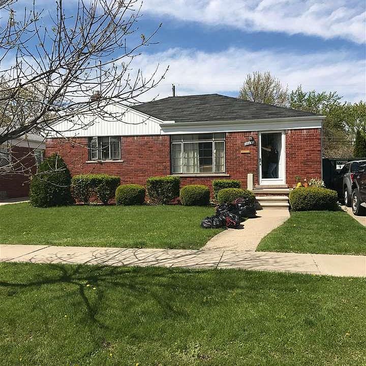 1st image of 22131 Love St