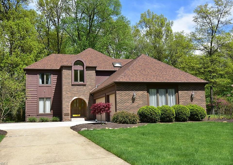 1st image of 3055 Oakwood Ln