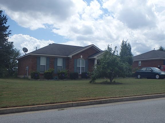 2nd image of 3611 Woodcock Dr