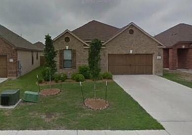 1st image of 817 Mahomet Dr