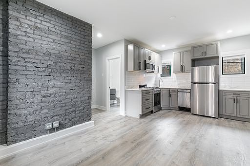 5th image of 7738 N Eastlake Ter APT 3W